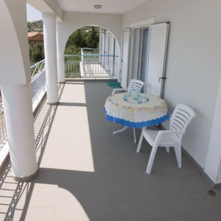 Folies Apartment Лурдата Екстериор снимка